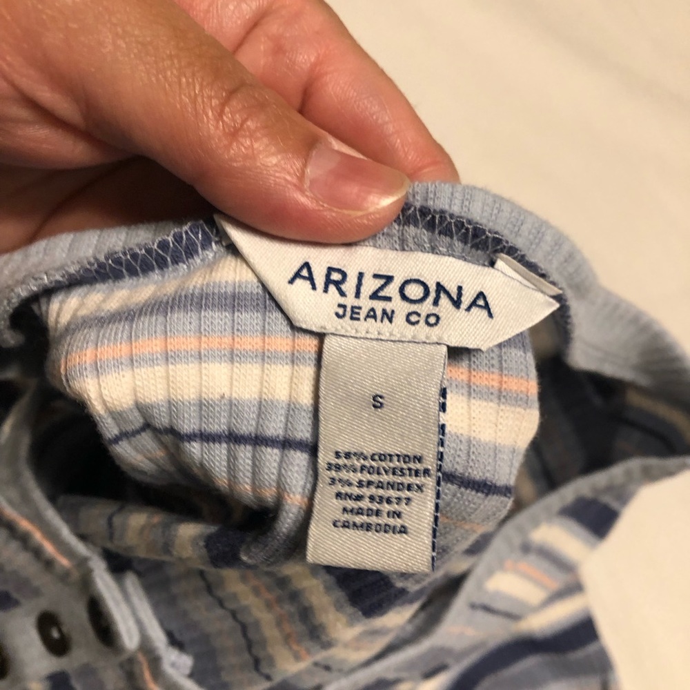 Clothes bundle - Picture 15 of 15
